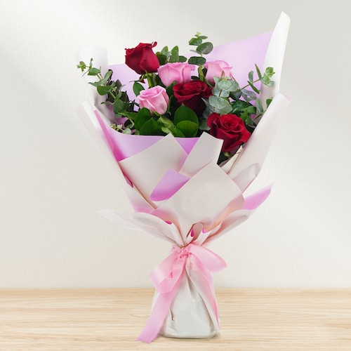 Buy Classy Pink and Red Bouquet