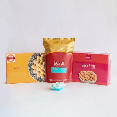 Assorted Sweets Snacks Namkeen Gift Pack