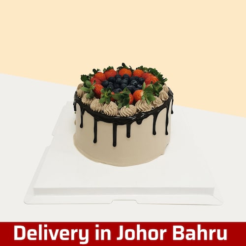 Buy Yummy Berry Chocolate Cake