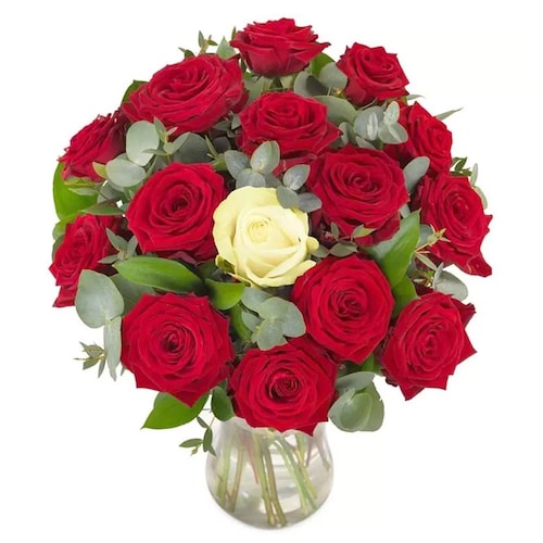 Buy Elegant Valentines Roses