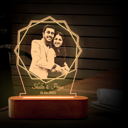Buy Charming Couple Light Photo Frame