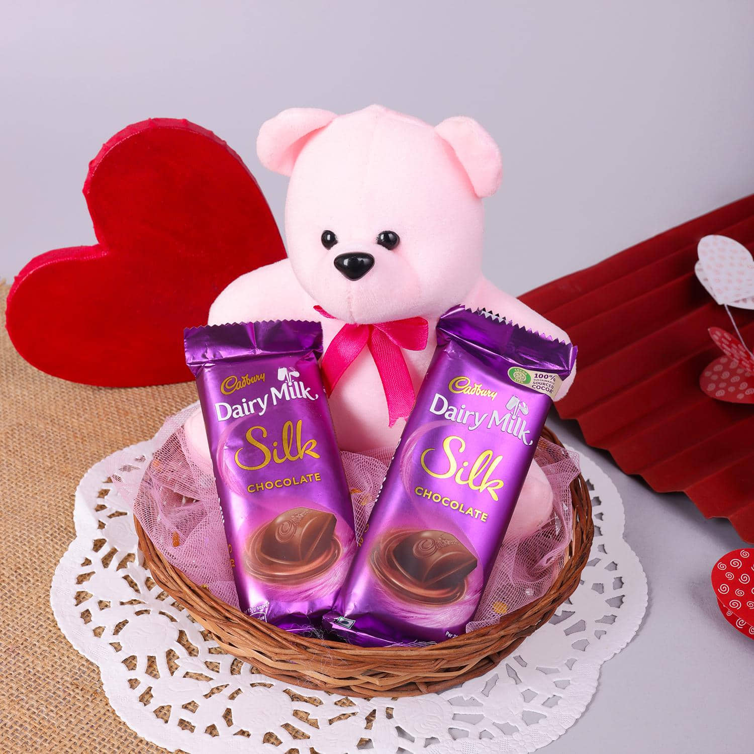 Cadbury Chocolate Gift Hamper with Beautiful Love Card Combo (dairy milk -  2, Card - 1, 5 star - 2, silk - 2, Lickables - 1, gems - 1, Basket-1) :  Amazon.in: Grocery & Gourmet Foods