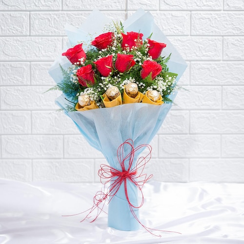 Buy Astonishing Roses Bouquet