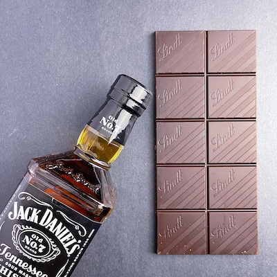 Jack Daniels Whiskey 200ml And Chocolate Bar