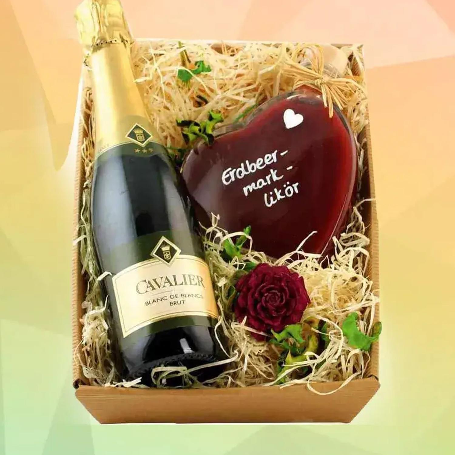 Gift a very Great Gift Basket to your friend | Send birthday gifts, Birthday  gift baskets, Gift baskets