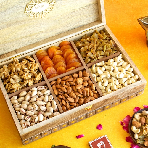 Buy Festive Dryfruits Assortment Hamper