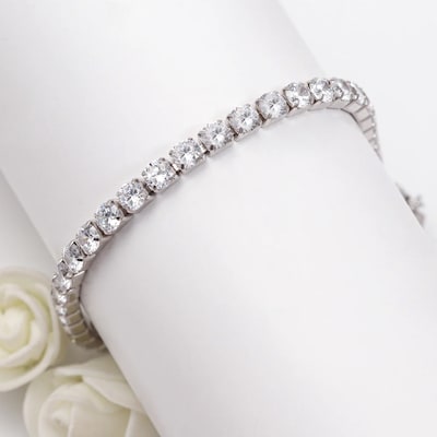 Silver Classy Solitaire Bracelet