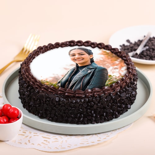 Buy Chocolatey Richness Photo Cake