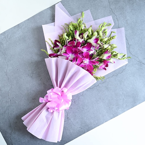 Buy Heart Winning Orchids Bouquet