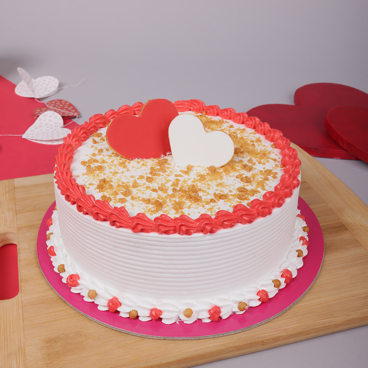 Butterscotch cake with strawberry gel to gift to your loved one's | Strawberry  cakes, Butterscotch cake, Cake delivery