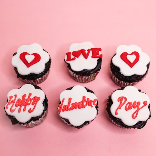 Buy Happy Valentines Day Cup Cake