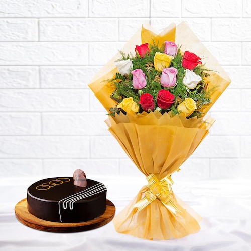 83872_Sunshine Roses Bouquet And Chocolate Cake Combo