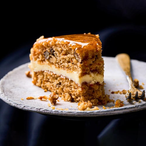 Elite Carrot Cake Winni