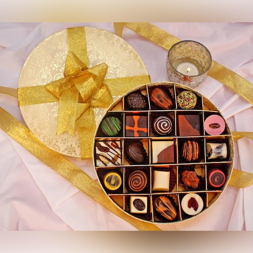Buy Festive Euphoria Assorted Chocolates