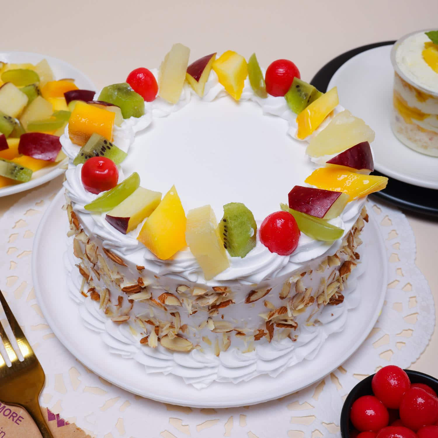 Share 78+ engagement cake 2 tier super hot - in.daotaonec