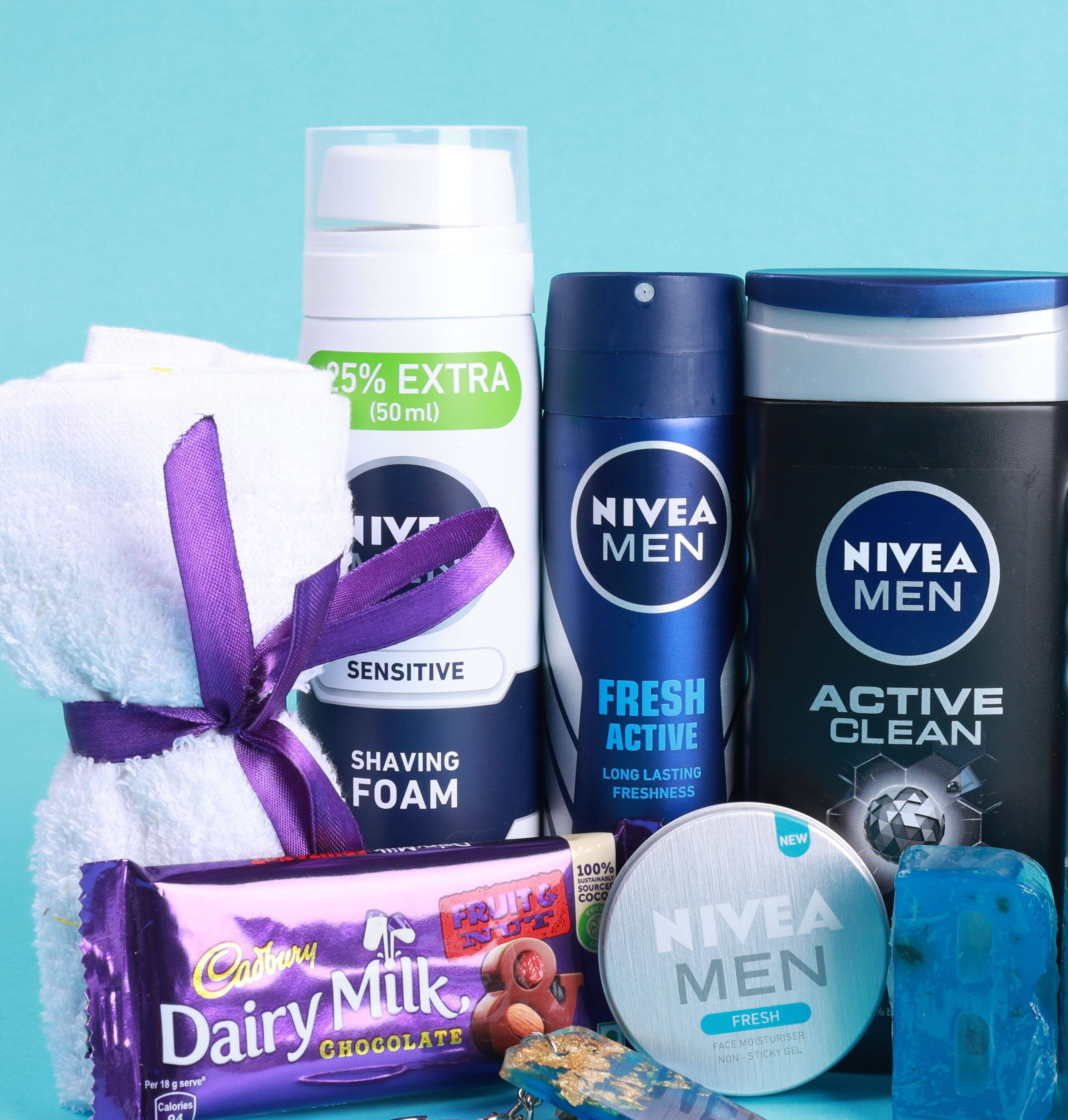 Nivea gift set for men❣️ Order from sudan 🇸🇩 to qatar 🇶🇦 We're  available in 🇦🇪 🇶🇦 🇮🇳 . Delivery available all over the world 🌎… |  Instagram