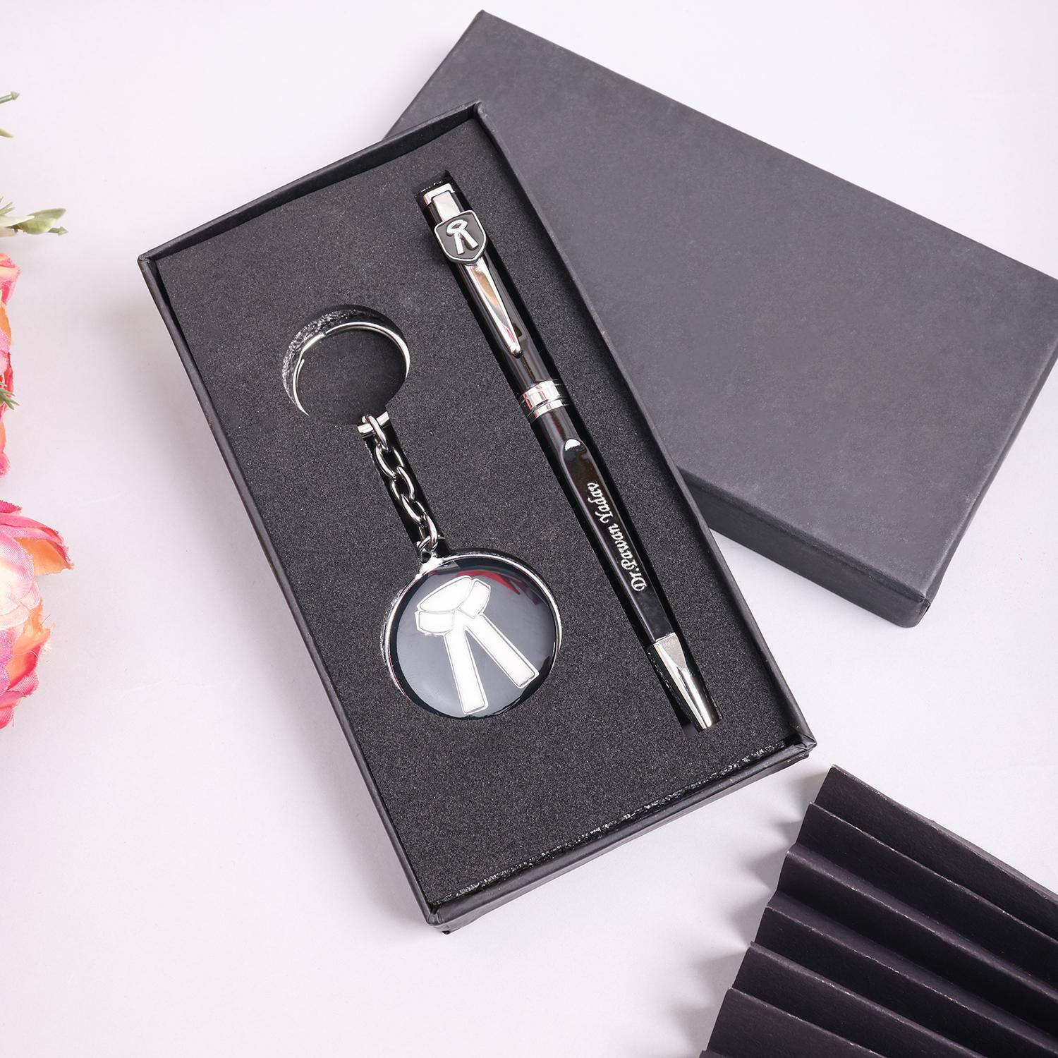 Customization Golden Promotional Corporate Gift Set, Packaging Type: Box,  Pen And Keychain in Kottayam at best price by Creative Enterprises -  Justdial