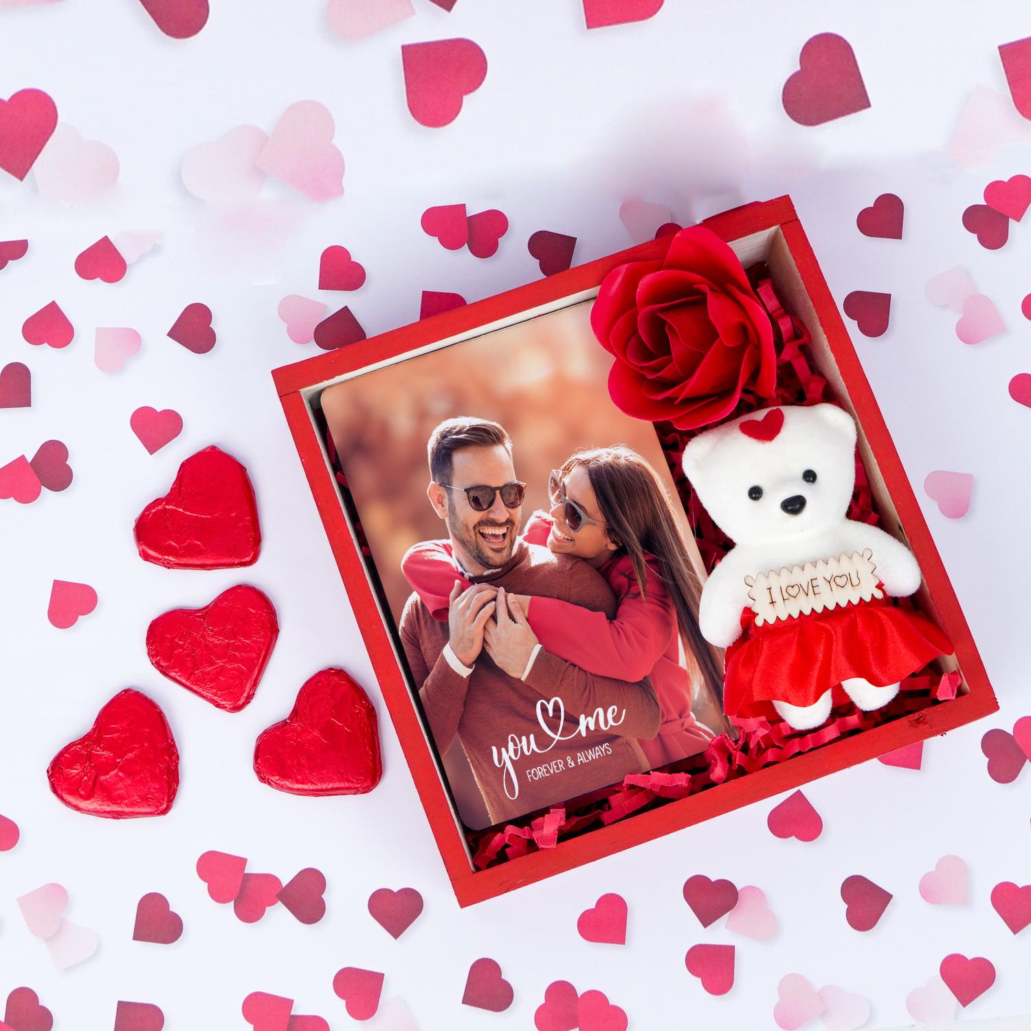 Buy Midiron Gift for Anniversary-for Wife/Girlfriend/Boyfriend/Husband/ Fiance|Romantic Gift|Valentines Day Gift| Birthday Gift with Handmade  Chocolates, Soft Teddy, Printed Ceramic Mug & Artificial Rose Online at  Best Prices in India - JioMart.
