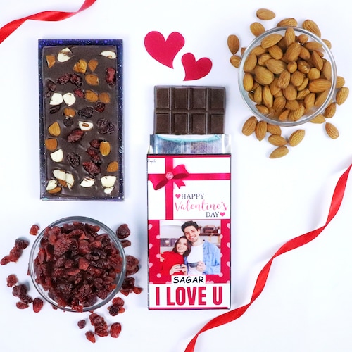 Buy Valentines Chocolate and Dry Nut Delight