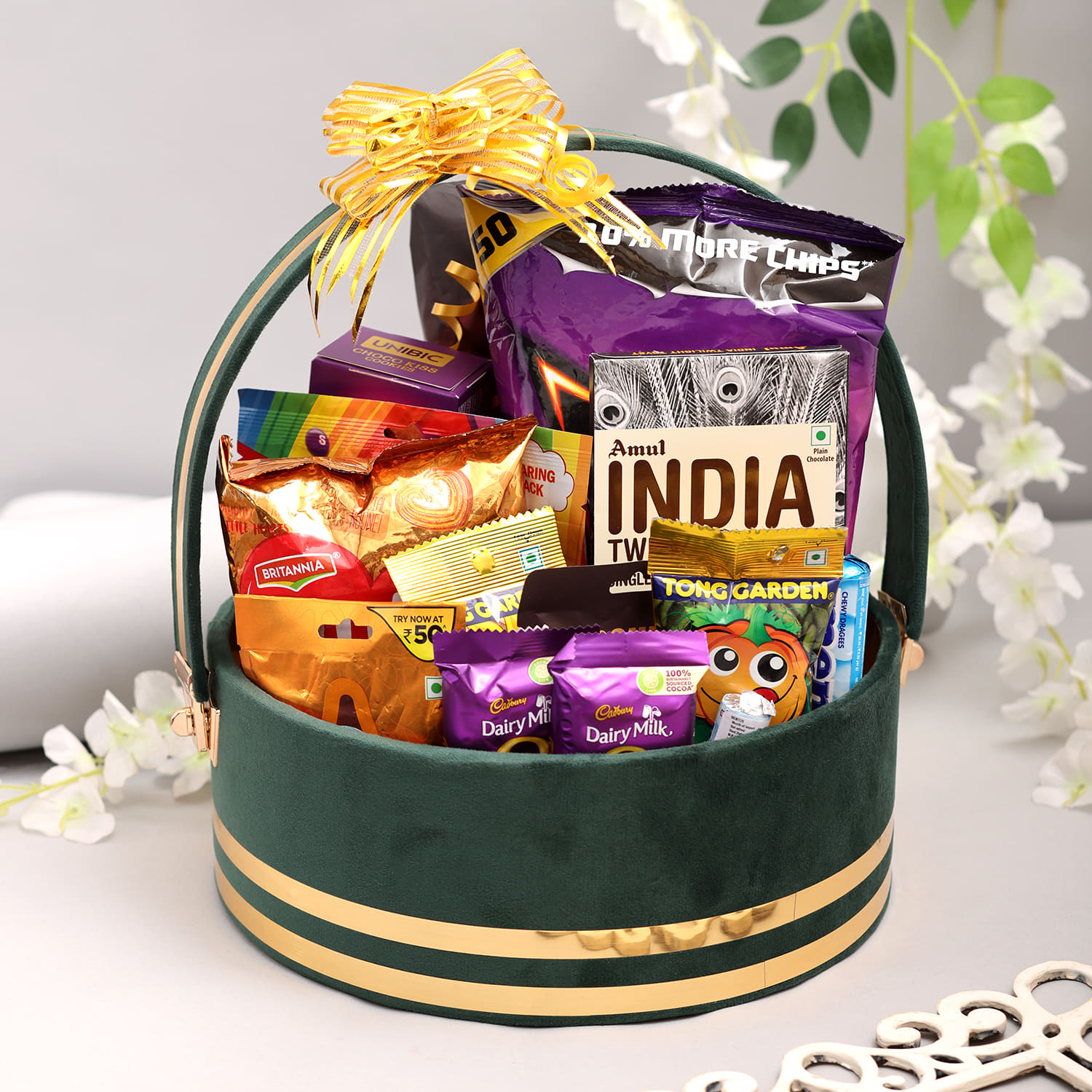 Sumptuous Assorted Chocolates Gift Basket to India | Free Shipping