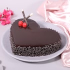 Exquisite Heart Shape Truffle Cake