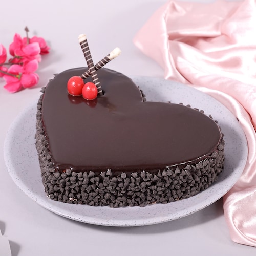 Buy Exquisite Heart Shape Truffle Cake