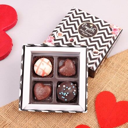 Luxury Heart Shaped Chocolate Giftbox Kitkat Ferrero Rocher