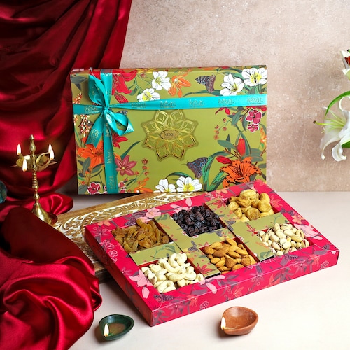 Buy Bouquet Dry Fruit Gift Box