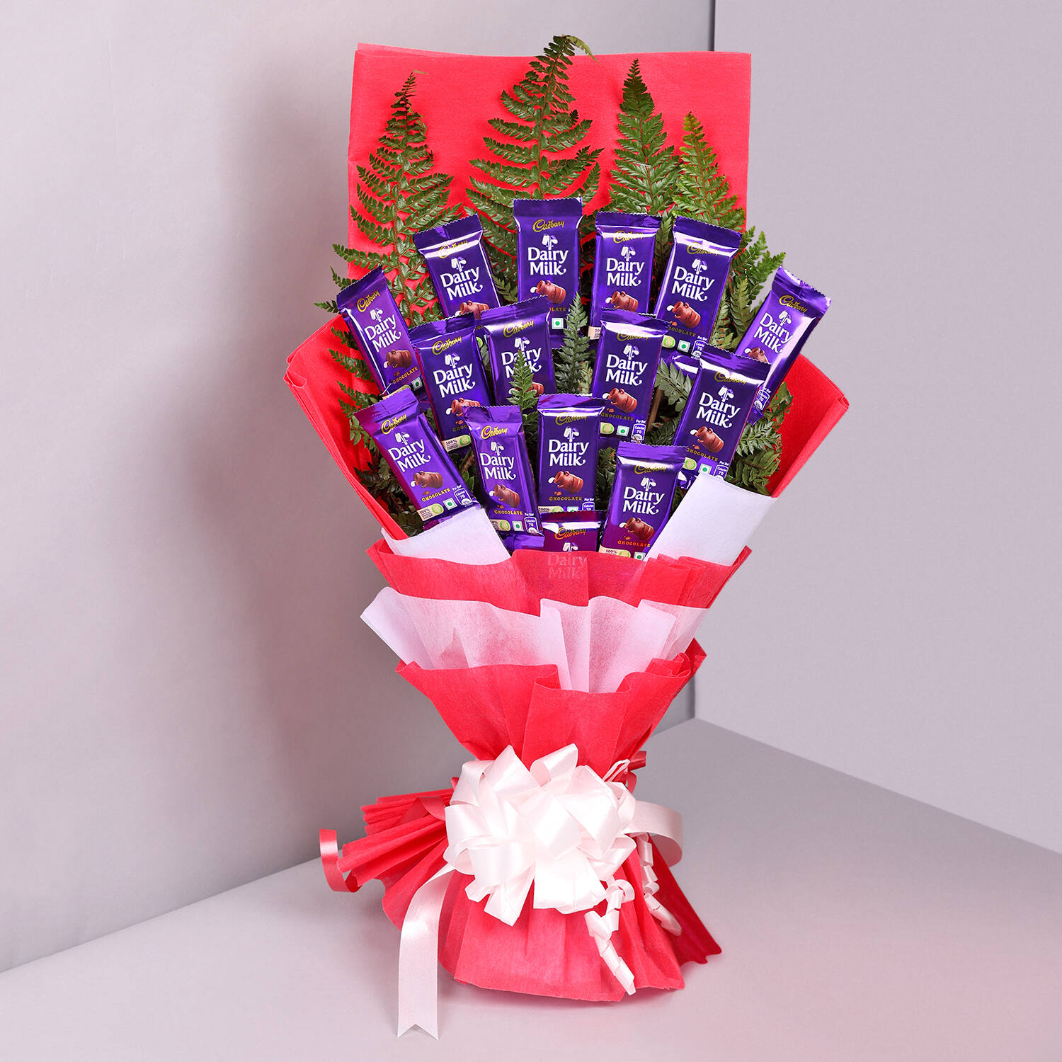 Buy Valentines Day Chocolate Gifts Box Online | Angroos