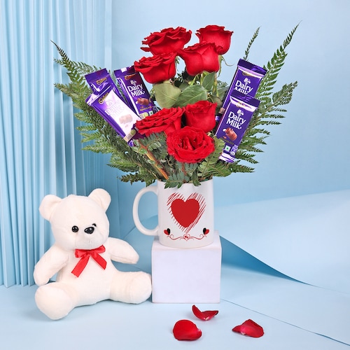 Buy Sweet Choco Roses Love Combo