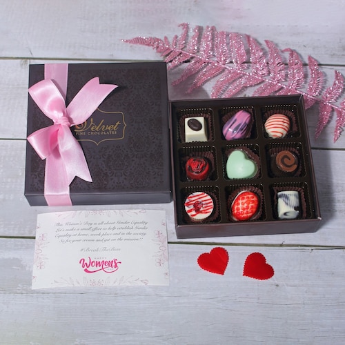 Buy Delightful Chocoalte Gift Box
