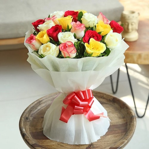 Buy Touch of Luxury Mix Roses Bouquet