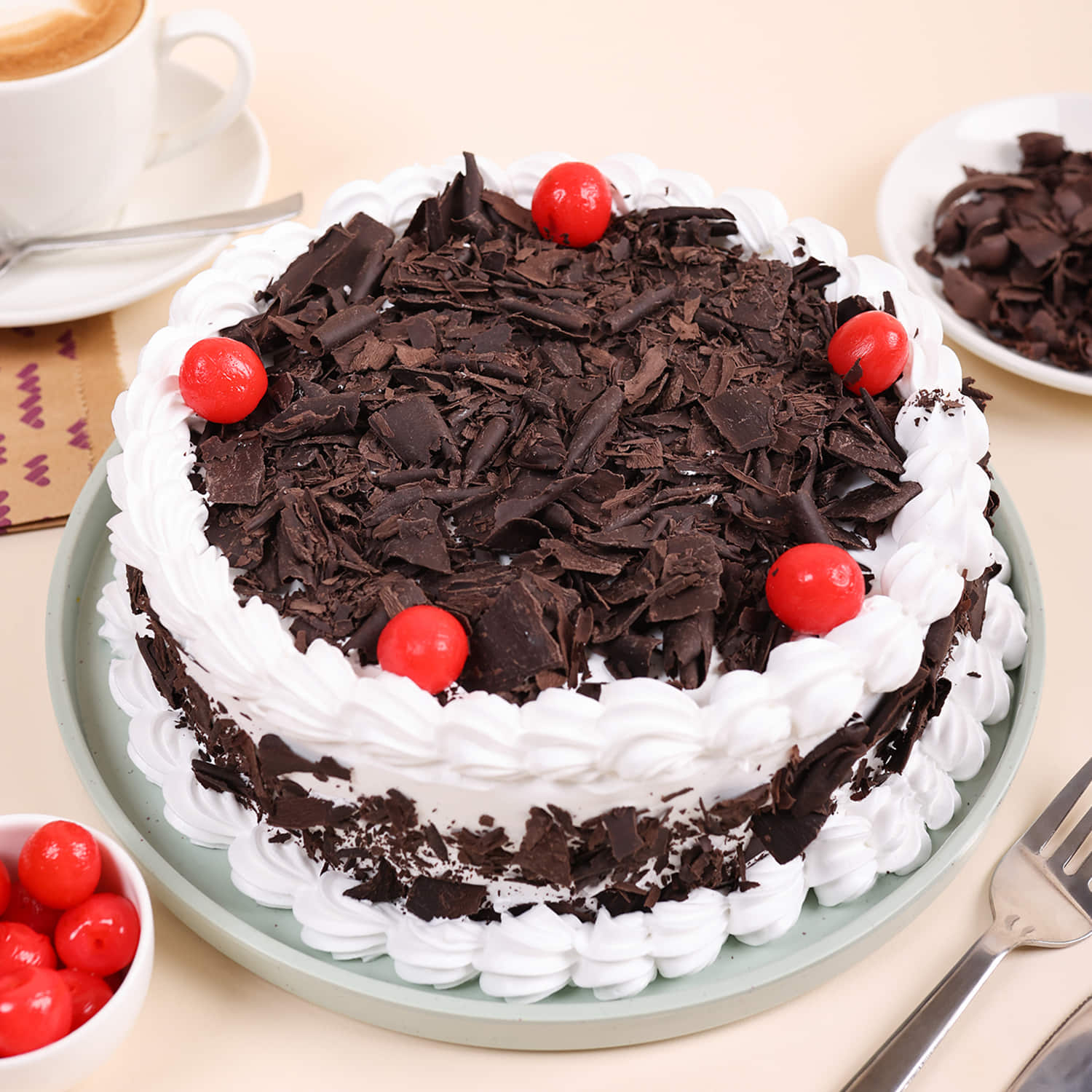 Send Dark Chocolate Cake Half KG Online @ Best Price - OyeGifts