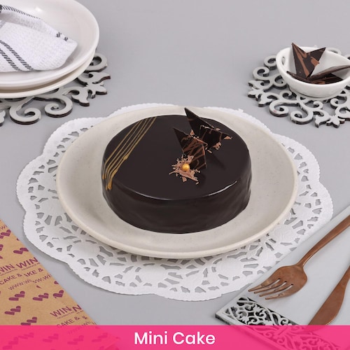 Buy Mini Chocolate Truffle Cake (300 Gm)