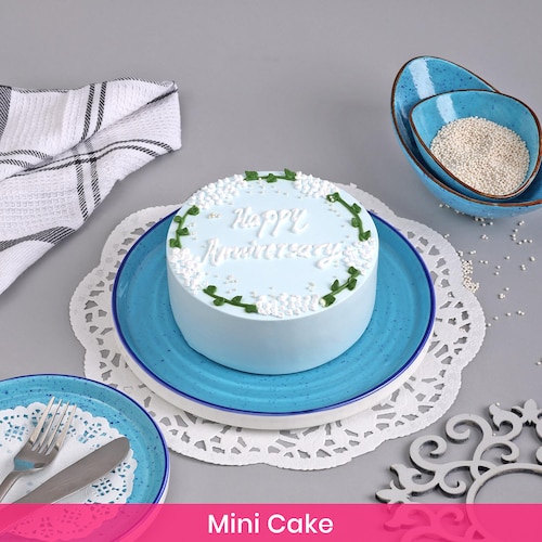 Buy Heavenly Mini Vanilla Cake (300 Gm)