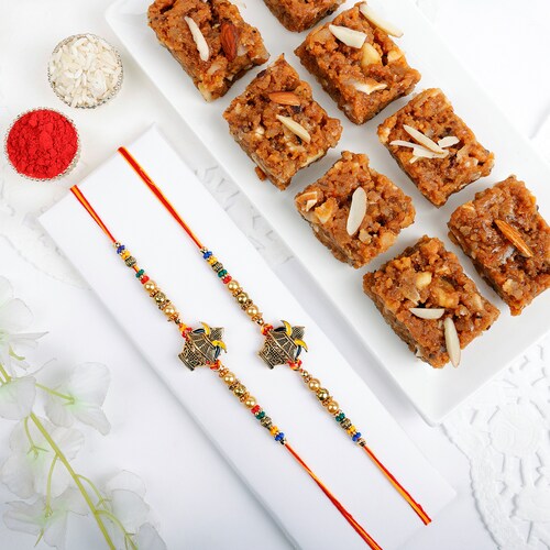 Buy Heavenly Rakhi Set with Doda Barfi