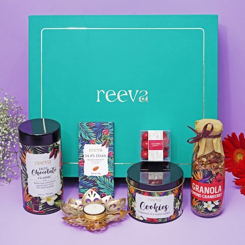 Buy Gourmet Treats and Glow Gift Set