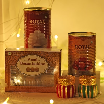 Savory Sweets and Festive Lights Set