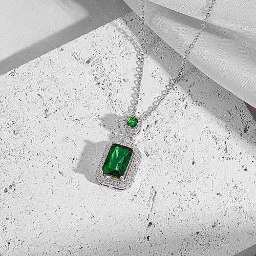 Buy Emerald Bliss Pendant