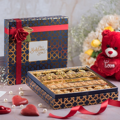 Buy Premium Valentines Gift Box