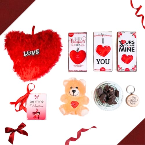 Buy Valentine Special Chocolate Gift Set