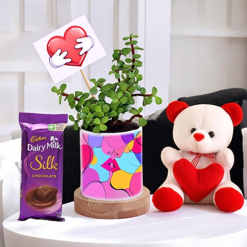 Buy Romantic Valentine Kissing Planter with Jade and Teddy