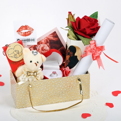 Buy Sweethearts Love Hamper