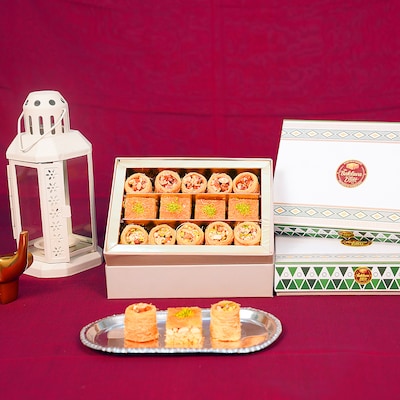 Regal Sweets Collection gift Box 250 gms
