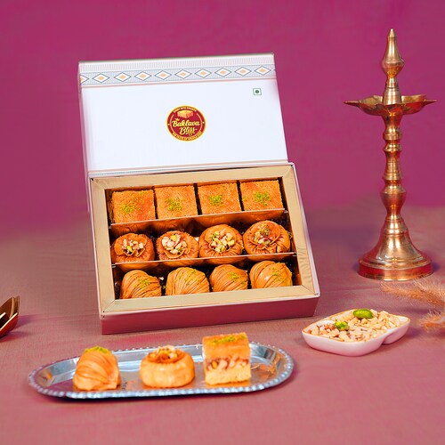 Buy Trio Royale Baklava 250 gms