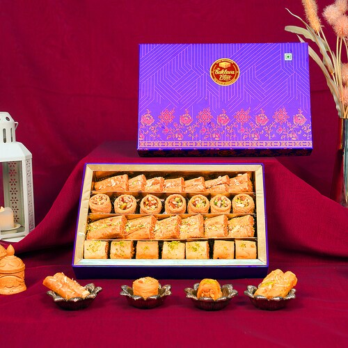 Buy The Connoisseur Sweet Gift Box 500 gms