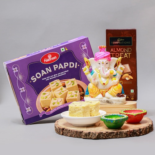 Buy Pristine Blessings Gift Box