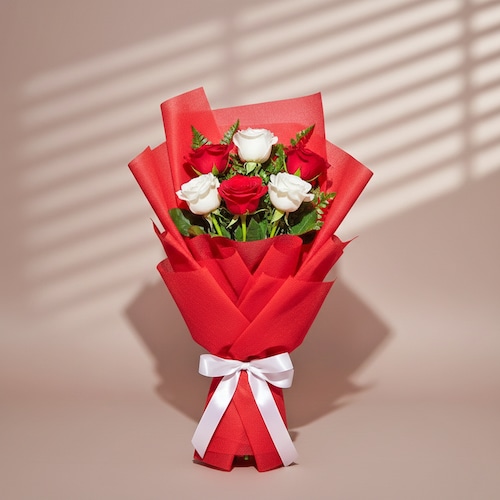 Buy Rosy Elegance Bouquet