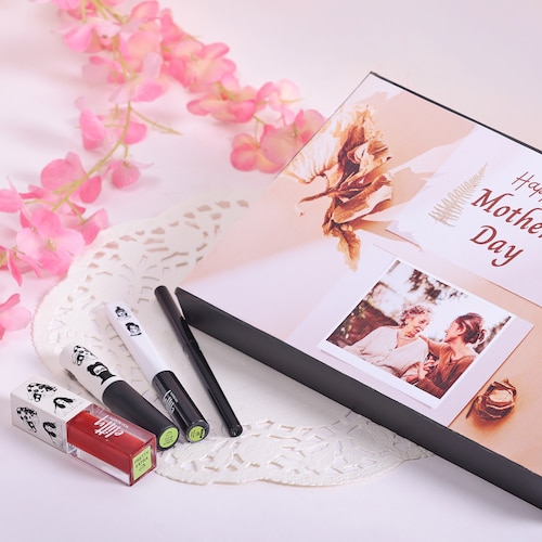 Buy Personalized Mothers Day Chocolate Box with Beauty Kit