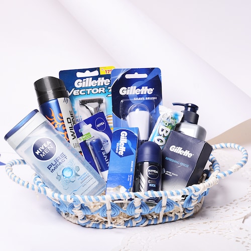 Buy Grooming Hamper For Him